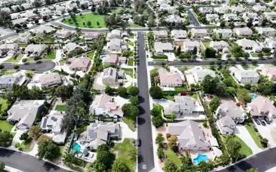 Navigating Homeownership in Retirement: A Complex Decision for Seniors