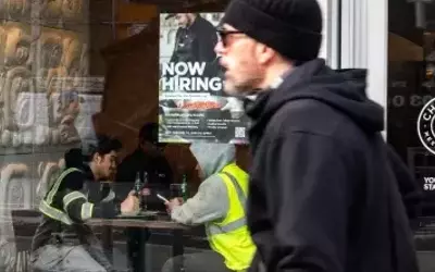 U.S. Job Market Shows Unexpected Growth Amidst Economic Concerns