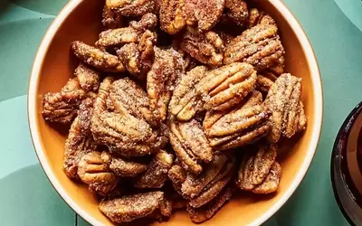 Low-Carb, High-Fiber Snacks for Digestive Health