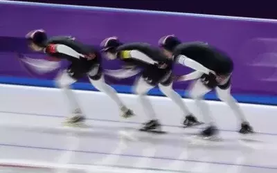 Innovative 'Bump Drafting' Technique Propels U.S. Speed Skaters in Team Pursuit