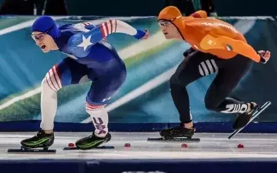 The Courteous Competition: Jordan Stolz and Jenning de Boo's Olympic Speedskating Rivalry