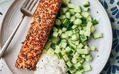 Flavorful Salmon with Everything Bagel Seasoning and Yogurt Sauce