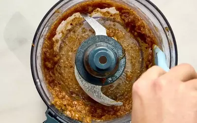 Tropical Indulgence: Coconut-Chocolate Overnight Oats