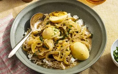 Homemade Balti-Style Eggs in Creamy Coconut Sauce