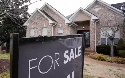 US Mortgage Rates Dip Below 6% for the First Time in Years