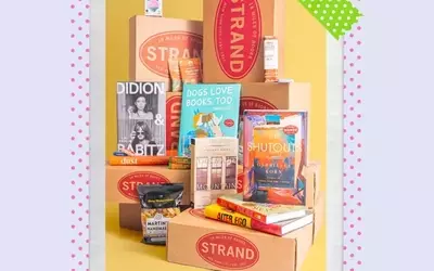 Scary Mommy's Top Book Subscription Boxes of 2026