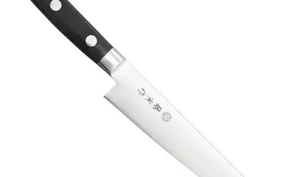 The Underrated Utility of the Petty Knife in Your Kitchen