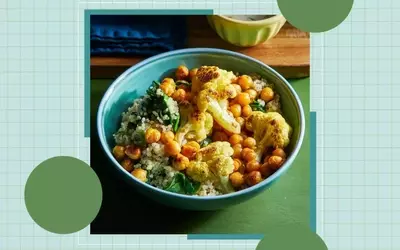 The Ultimate High-Fiber Lunch: Roasted Chickpea Curry Bowl