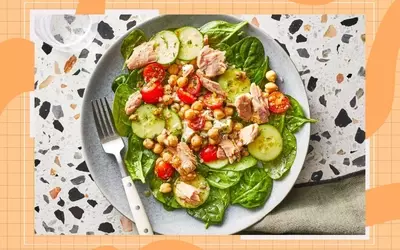 The Ultimate High-Protein Mediterranean Lunch: Chickpea Tuna Salad