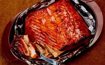 The Culinary Buzz: A Honey-Glazed Salmon Sensation