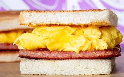 Crafting the Perfect Hong Kong-Style Spam and Egg Sandwich: A Culinary Journey
