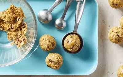 Oat Energy Balls: A Healthy Snack for Cholesterol Management
