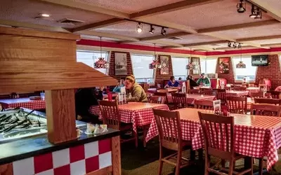 Pizza Hut Classics: A Trip Down Memory Lane