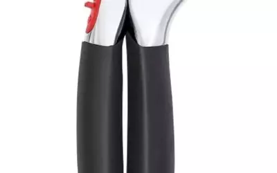The Ultimate Guide to Garlic Presses: Top Picks for Every Cook