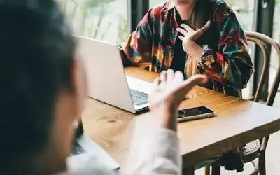 Effective Communication: Setting and Maintaining Personal Boundaries