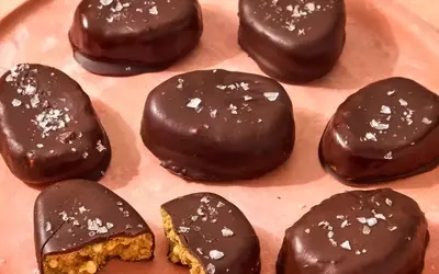 Delectable Chocolate Peanut Butter Easter Eggs Recipe