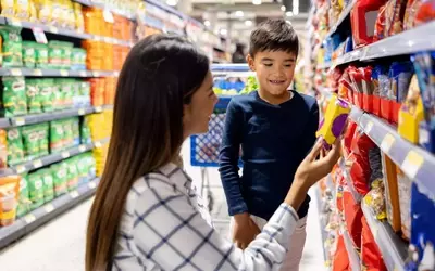 Debating "Gummy Bear Mom" vs. "Almond Mom" Parenting Styles: Finding Your Family's Balance