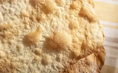 Crafting Traditional Unleavened Bread: A Guide to Homemade Matzo