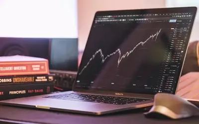 Jim Cramer's Outlook on Dow Inc.: 'Kaching Kaching' Potential