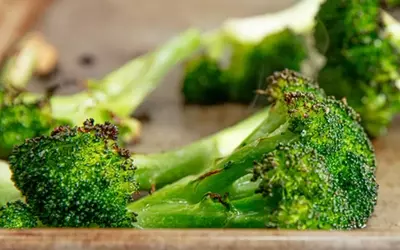 The Secret to Perfectly Tender Roasted Broccoli: Embracing Steam and High Heat