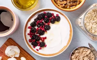 Incorporating Anti-Inflammatory Foods into Your Daily Diet for Enhanced Well-being