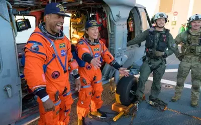 Artemis II Crew Returns to Earth After Historic Lunar Orbit