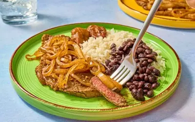 Top 10 Sirloin Steak Recipes for Flavorful, Budget-Friendly Meals