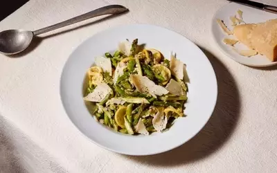 The Culinary Breakthrough of Smashed Asparagus Salad