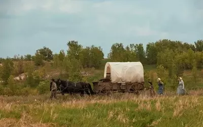 Netflix Unveils Teaser for 'Little House on the Prairie' Adaptation