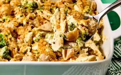 Delicious Honey-Mustard Chicken and Broccoli Bake: A Hearty and Healthy Meal