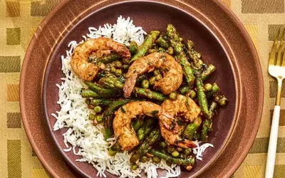 Quick Shrimp and Vegetable Skillet with Chermoula