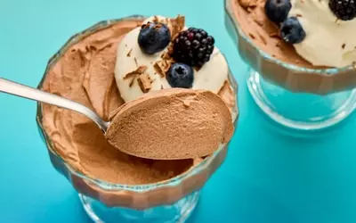 Cottage Cheese Chocolate Mousse: A Three-Ingredient Delight