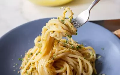 The Art of Seasoning: Mastering the "Taste Test" in Cooking