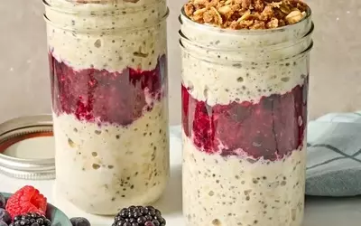 Lemon-Berry Crisp Overnight Oats: A Wholesome Breakfast Delight