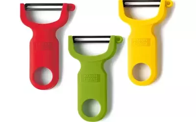 Top Culinary Experts Reveal Essential Kitchen Tools They Regularly Replace