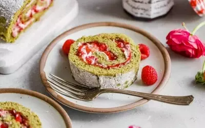 Twelve Exquisite Desserts to Delight Mothers on Their Special Day