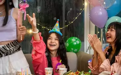 Teenage Birthday Gift Etiquette: A Modern Parental Conundrum