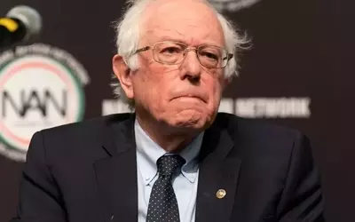 Bernie Sanders Criticizes Credit Card Spending Surge, Linking It to Economic Distress