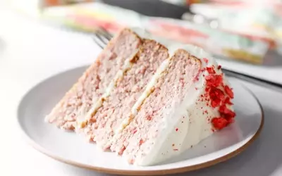 Mastering the Art of Homemade Strawberry Layer Cake