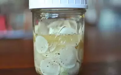 Crisp Pickled Hakurei Turnips: A Simple & Flavorful Recipe