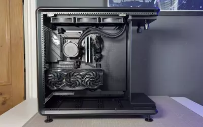 Cooler Master MasterFrame 360 Panorama Review: A Unique PC Case for Personal Expression