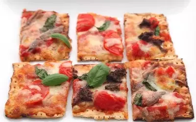 The Art of Crafting the Perfect Crispy Matzo Pizza