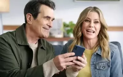 Modern Family Stars Julie Bowen and Ty Burrell Leverage Their Chemistry for Commercial Success