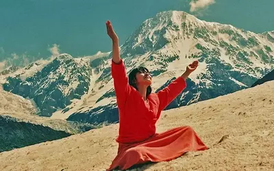 Himalayan Yoga Master Yogmata Keiko Aikawa Embarks on Global Enlightenment Tour