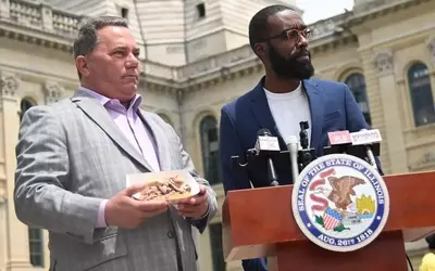 Illinois Declares Italian Beef as Official State Sandwich, Honoring 'The Bear'