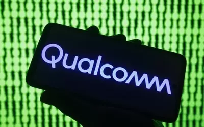 Qualcomm Stock Surges on AI Smartphone Prospects and Automotive Partnerships