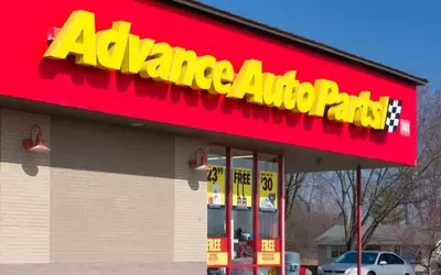 Advance Auto Parts Surges on Strong Q1 Results, Outperforming Nasdaq Decline