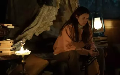Shailene Woodley's Immersive Portrayal of Annie in 'Paradise'