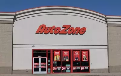 AutoZone's Recent Stock Dip: A Closer Look at Valuation and Growth