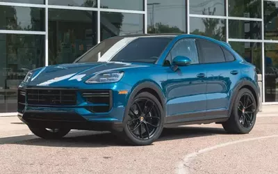 2027 Porsche Cayenne Hybrid Review